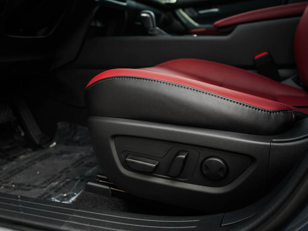 2025 Mazda CX-50 Premium photo 15