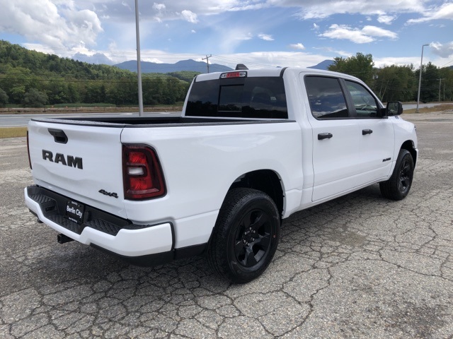 2025 Ram 1500 Tradesman photo 3