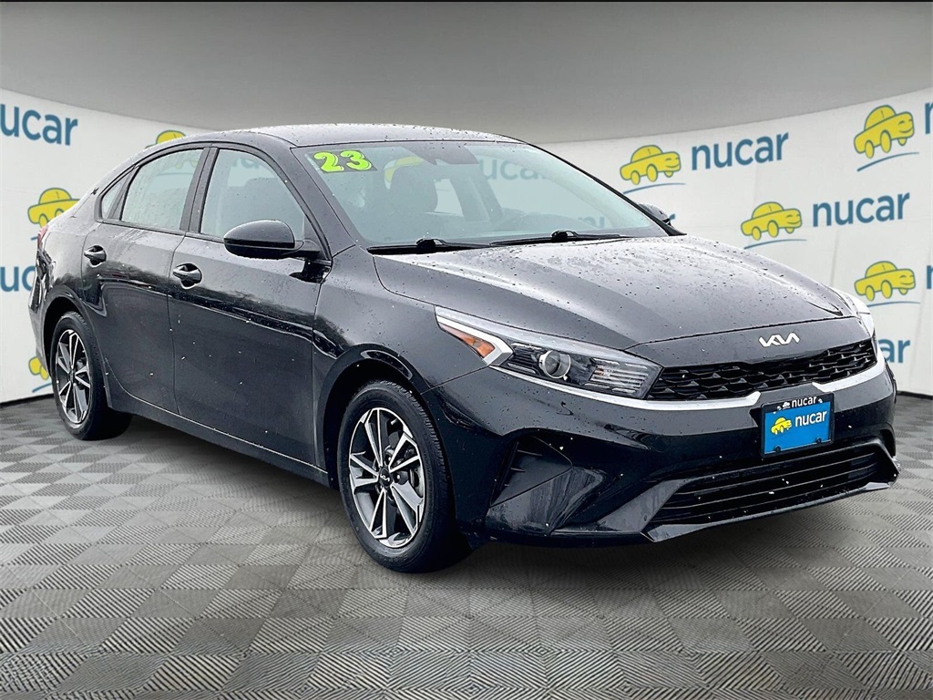 2023 Kia Forte LXS's photo