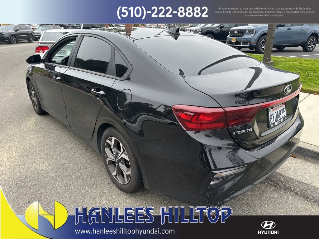 2021 Kia Forte LXS photo 2