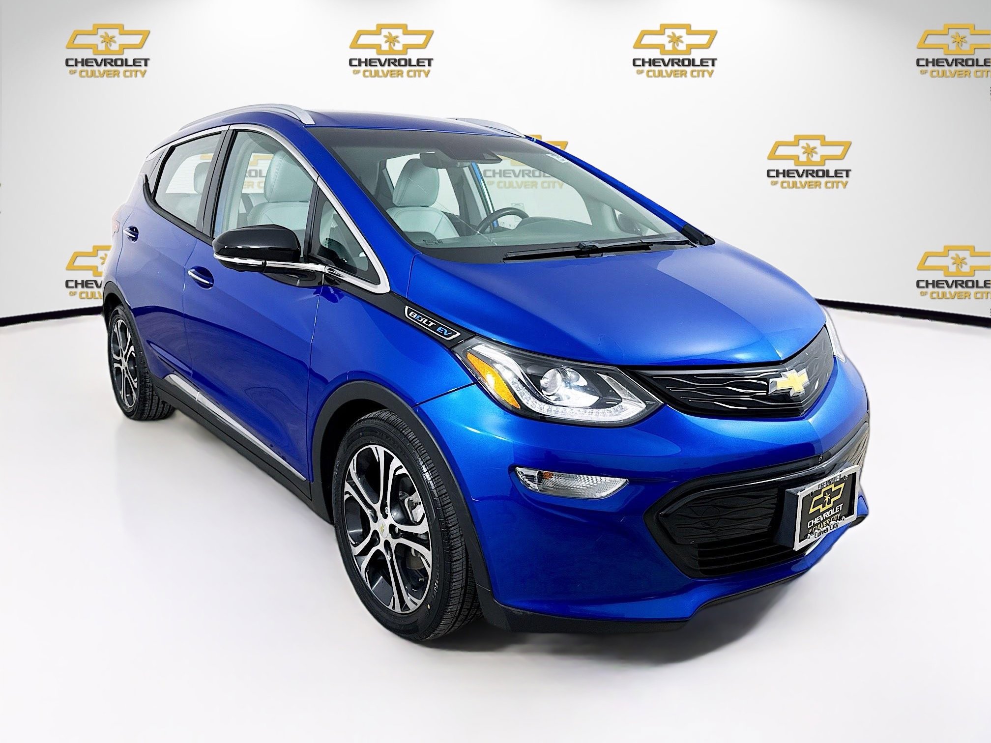 2020 Chevrolet Bolt EV Premier's photo