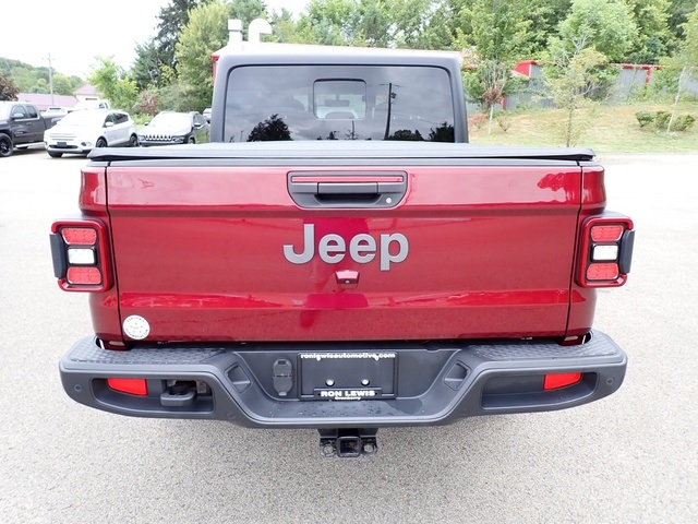 2021 Jeep Gladiator Sport photo 4