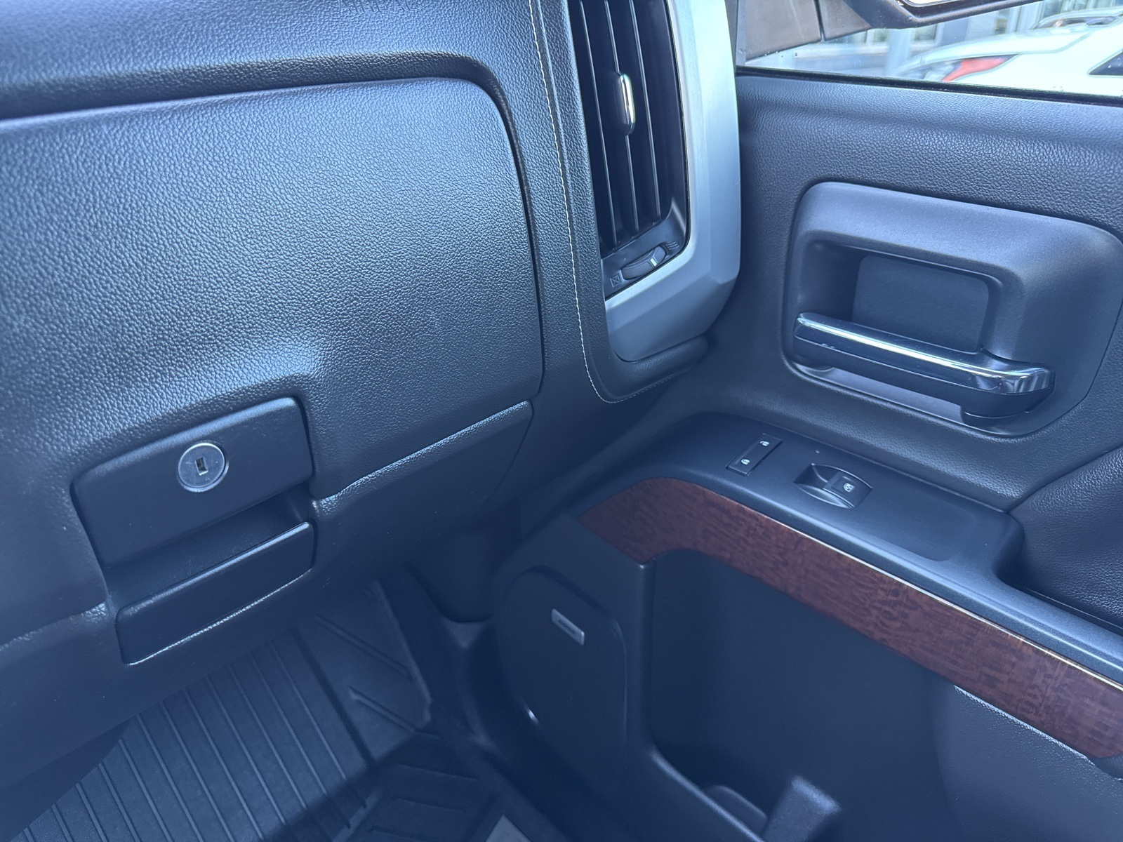 2018 Gmc Sierra 1500 SLT photo 26