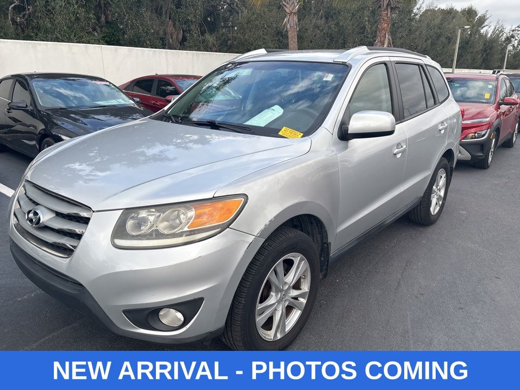 2012 Hyundai Santa Fe SE's photo