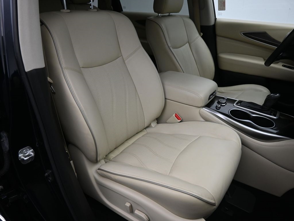 2019 Infiniti QX60 Luxe photo 21