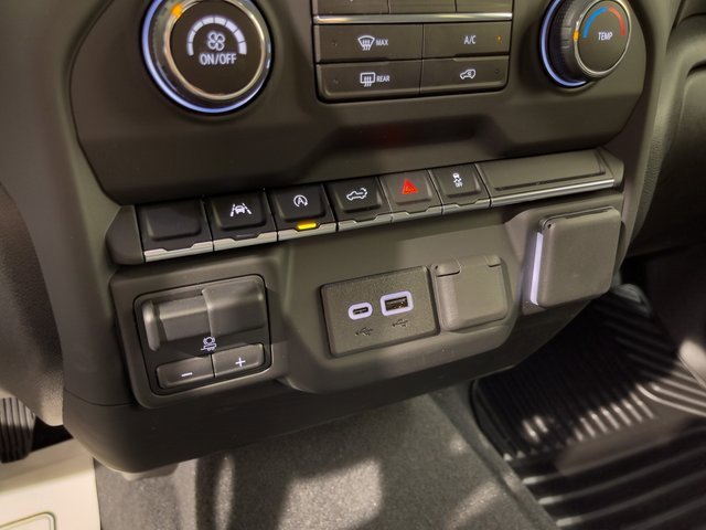 2026 Chevrolet Silverado 1500 Custom photo 16