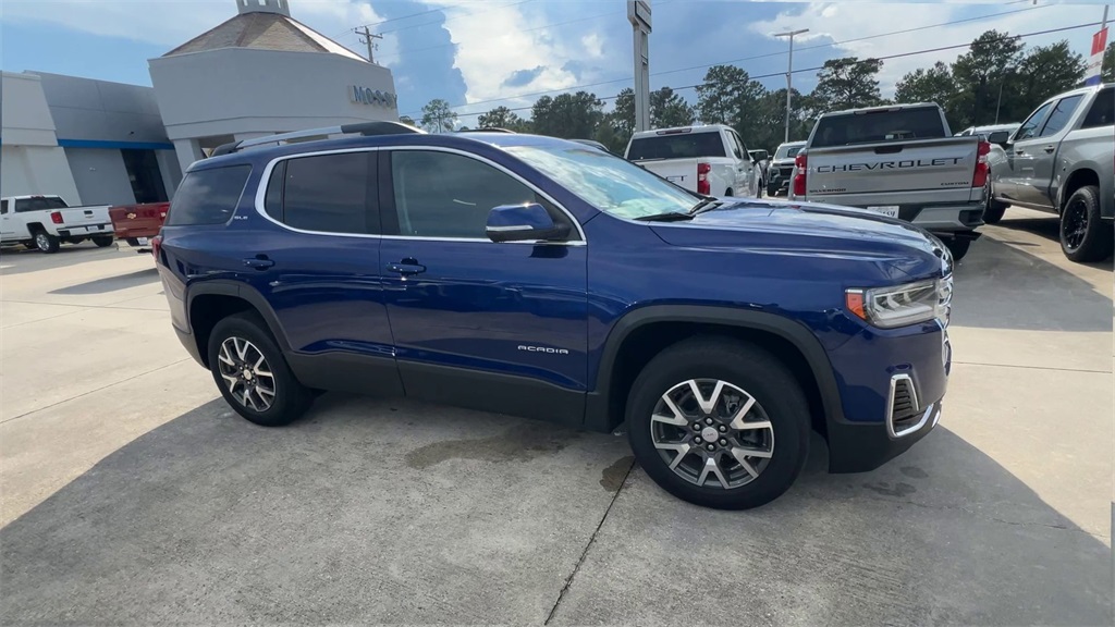 2023 Gmc Acadia SL photo 2