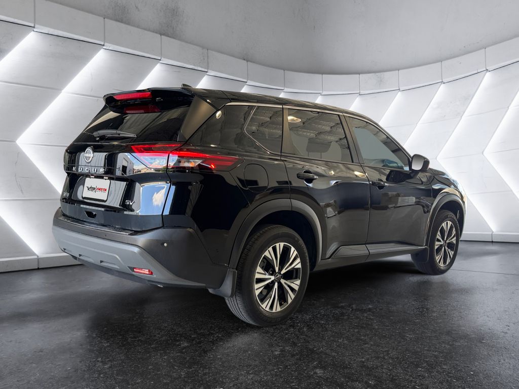 2023 Nissan Rogue SV photo 4