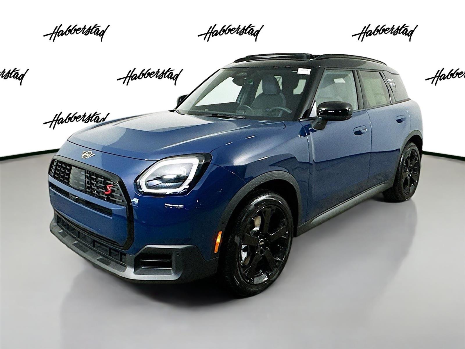 2025 MINI Countryman S's photo
