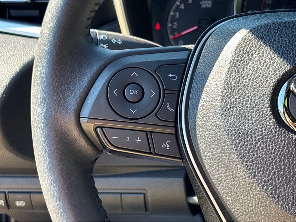2022 Toyota Corolla SE photo 14