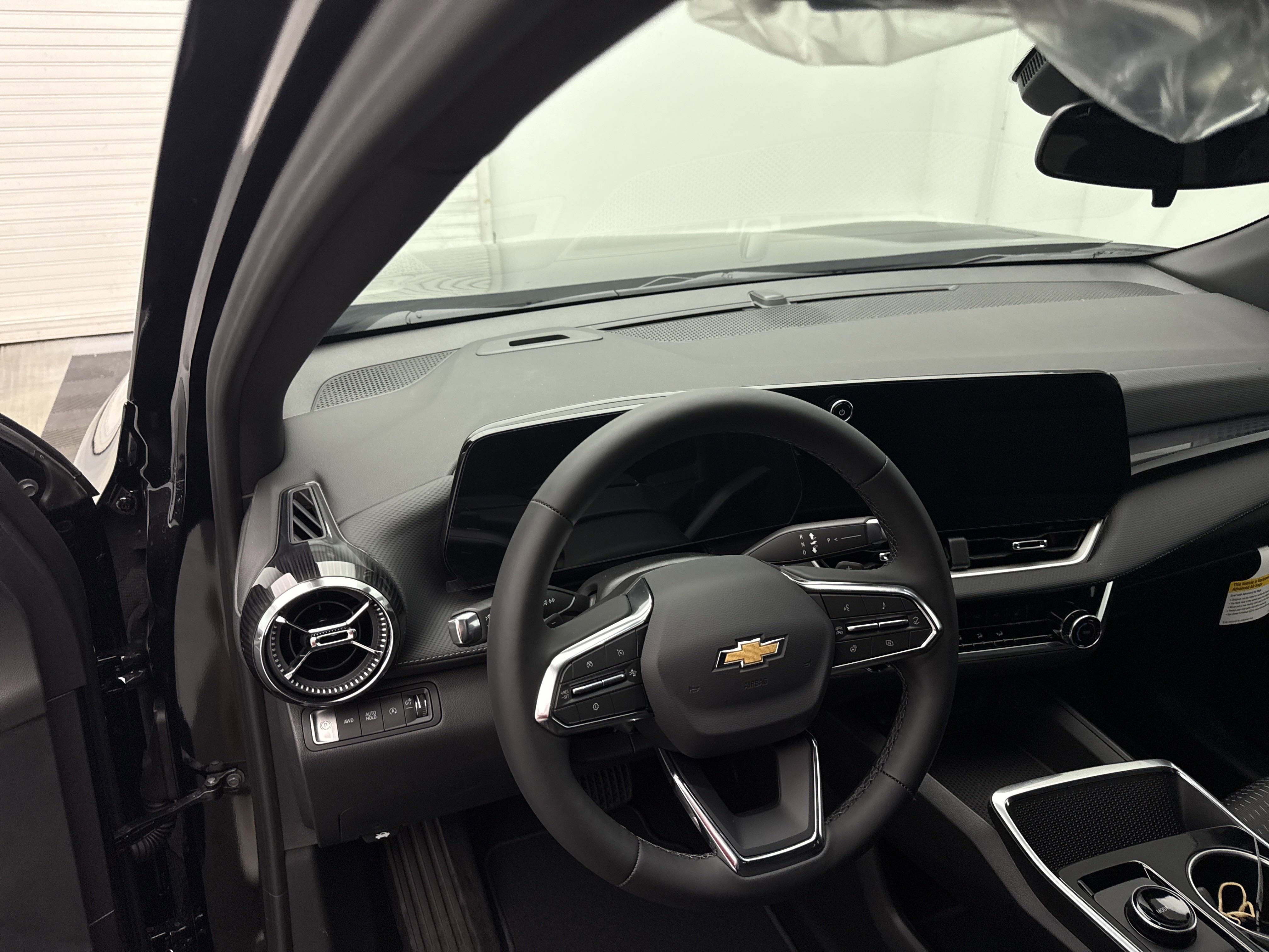 2026 Chevrolet Equinox LT photo 14