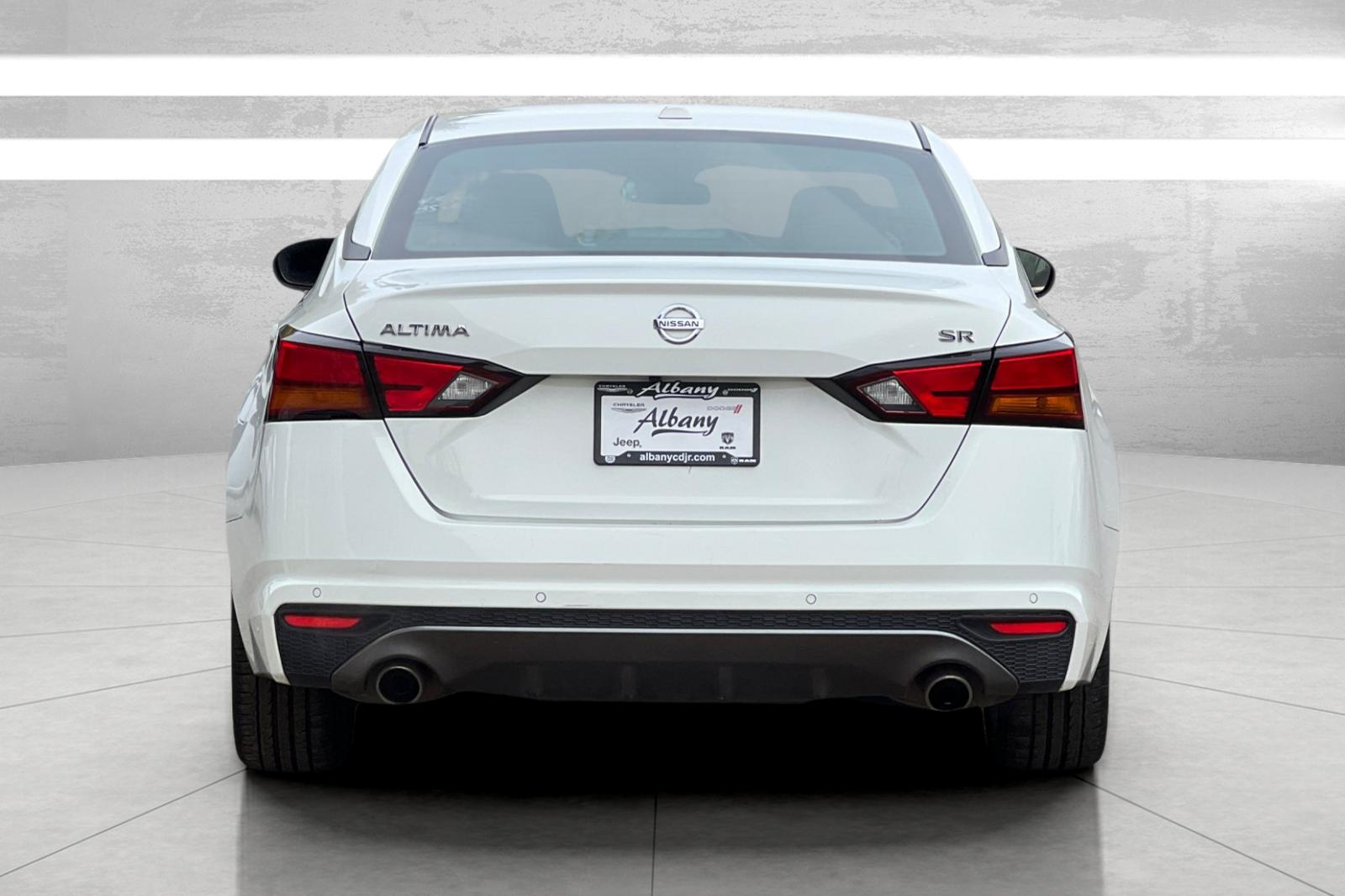 2022 Nissan Altima 2.5 SR photo 4