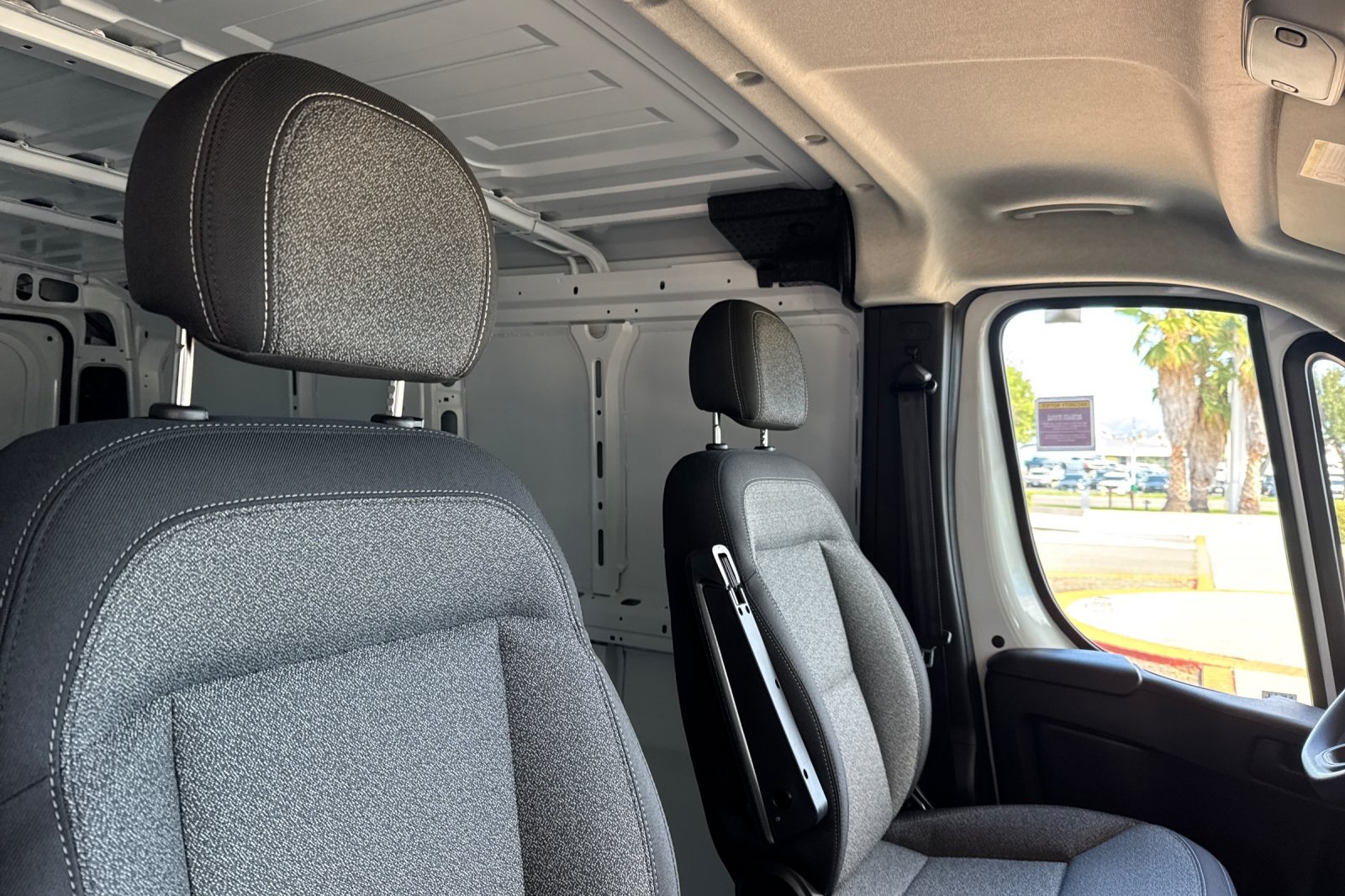 2026 Ram ProMaster 1500 photo 12