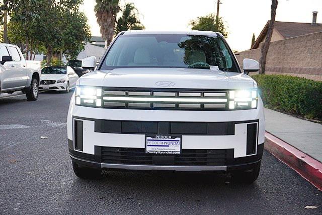 2026 Hyundai Santa Fe SE photo 2