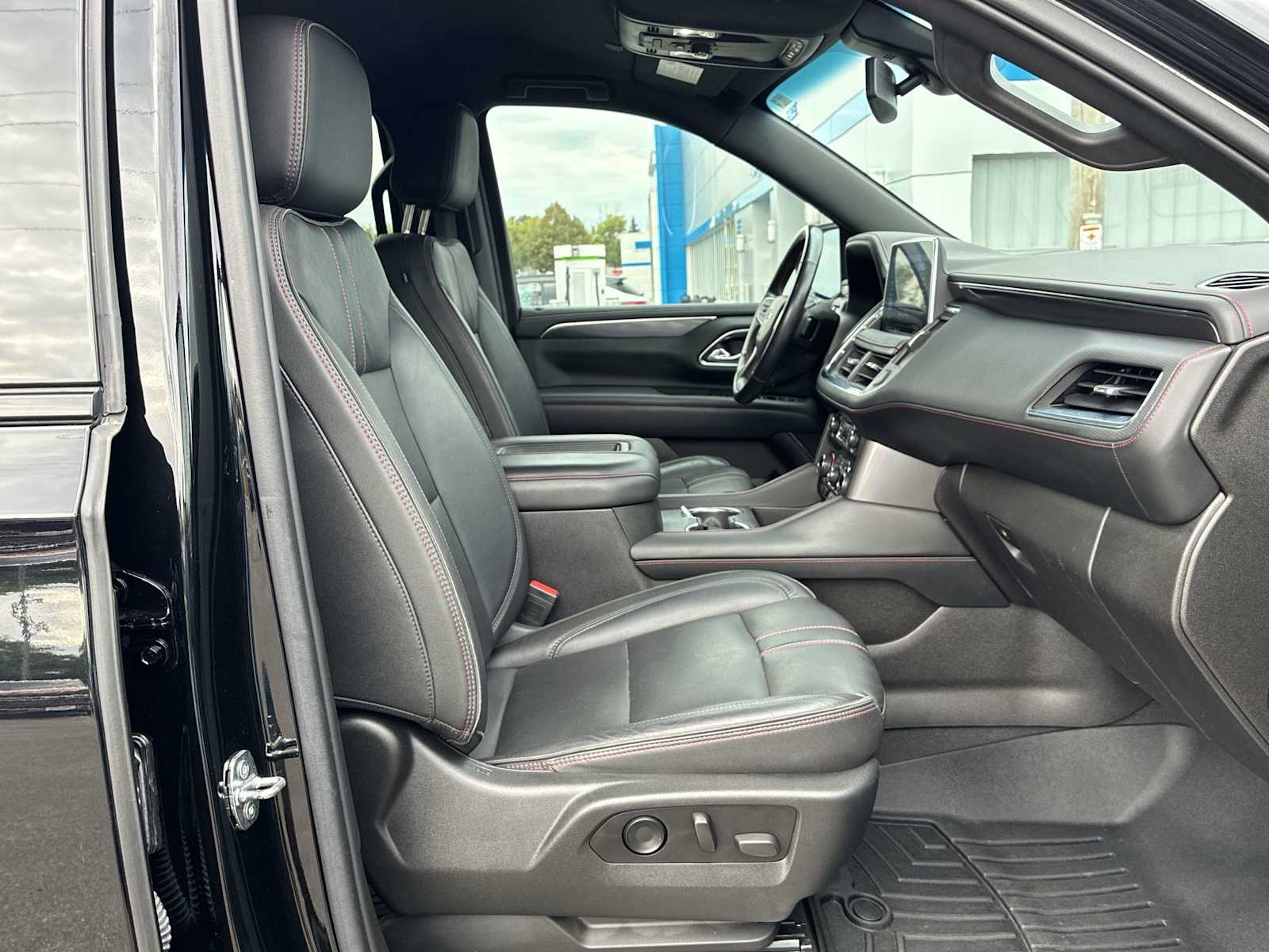 2021 Chevrolet Tahoe RST photo 25