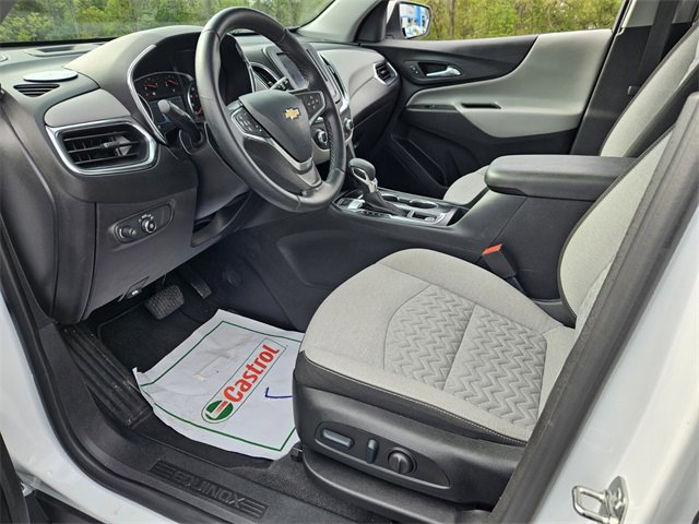 2023 Chevrolet Equinox LT photo 8