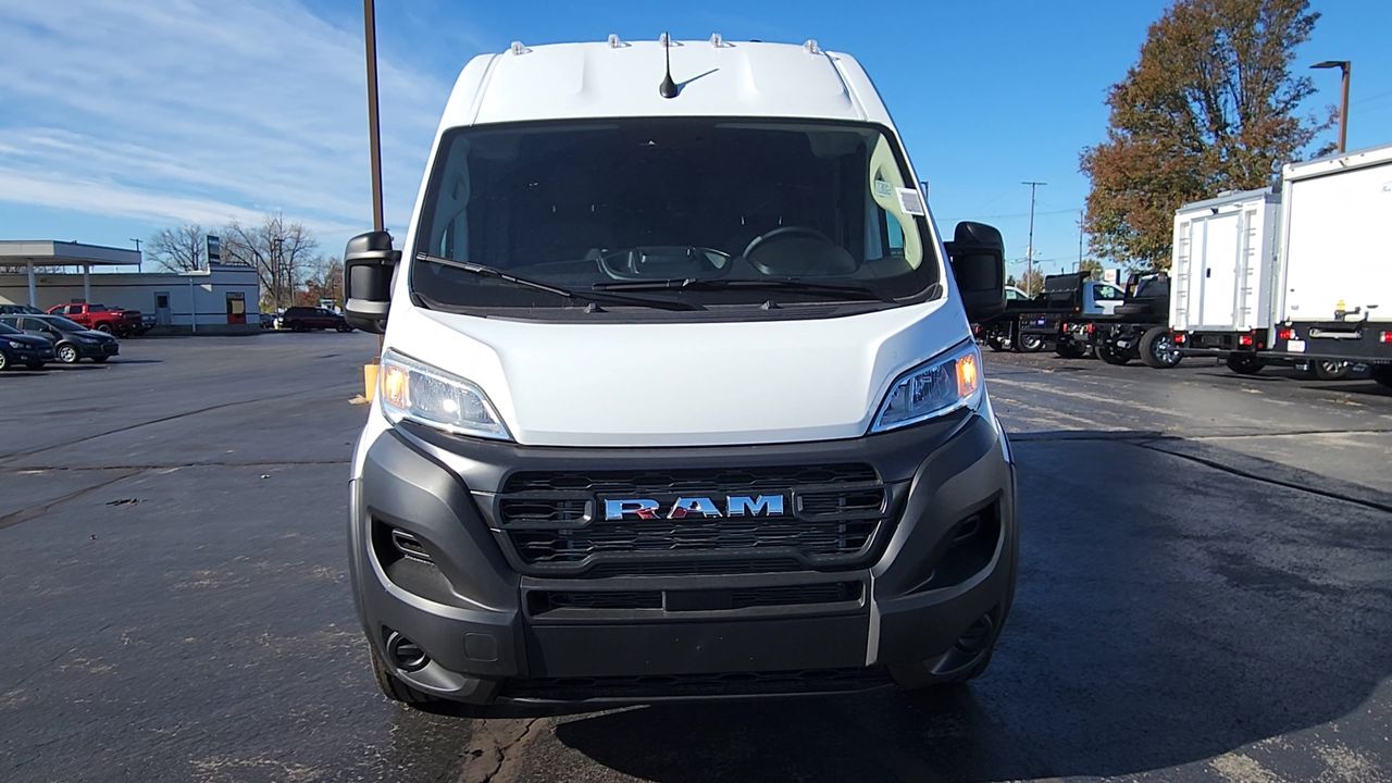 2025 Ram ProMaster 2500 photo 3