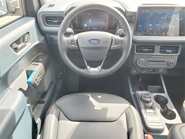 2025 Ford Maverick photo 22