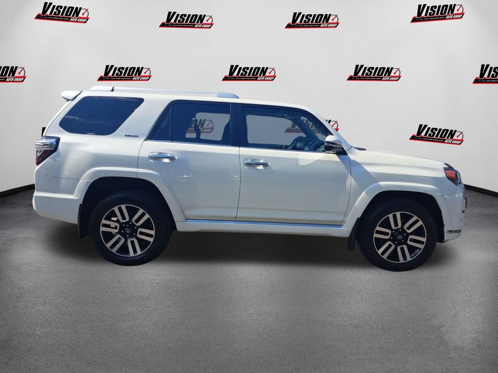 2022 Toyota 4Runner Limited photo 4