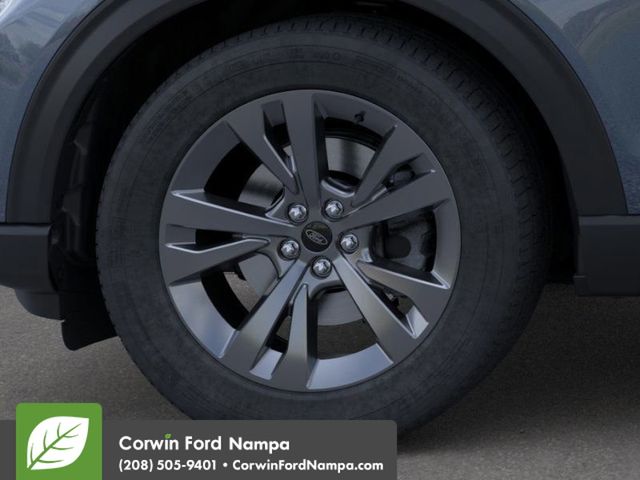 2025 Ford Explorer photo 11