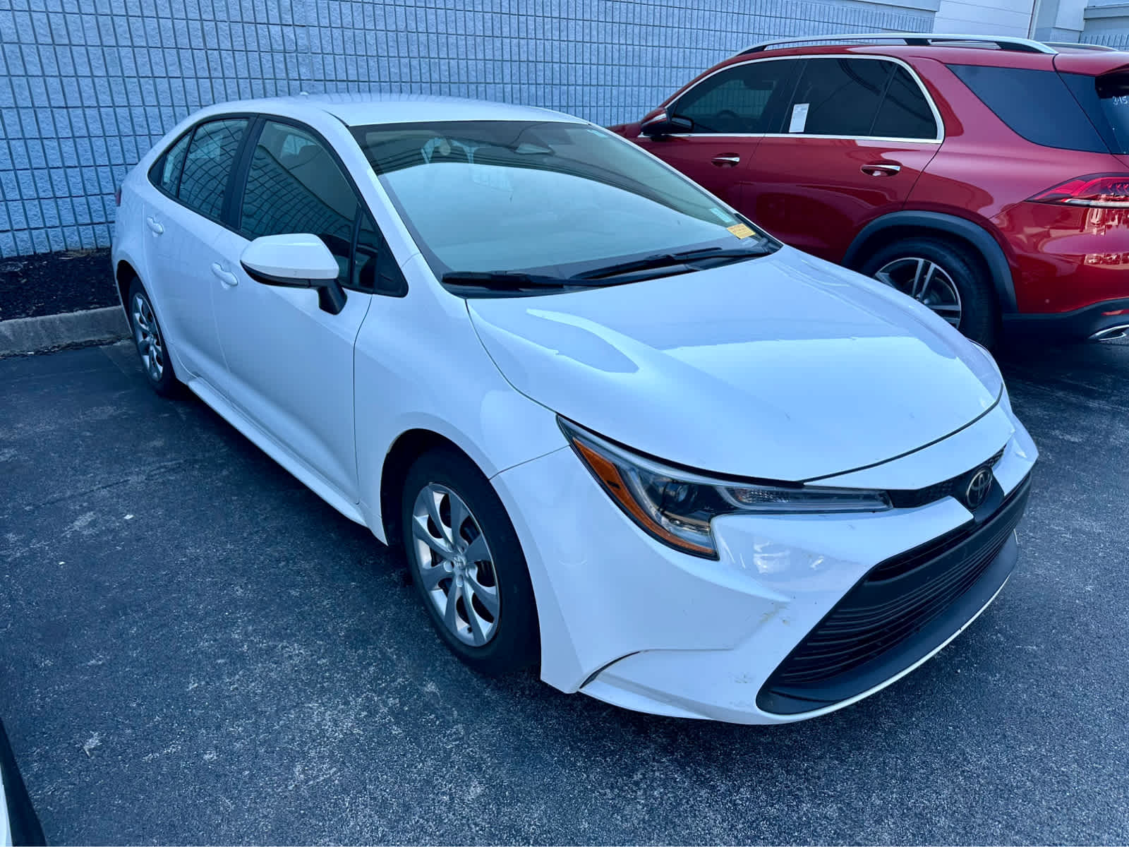 2024 Toyota Corolla LE photo 3