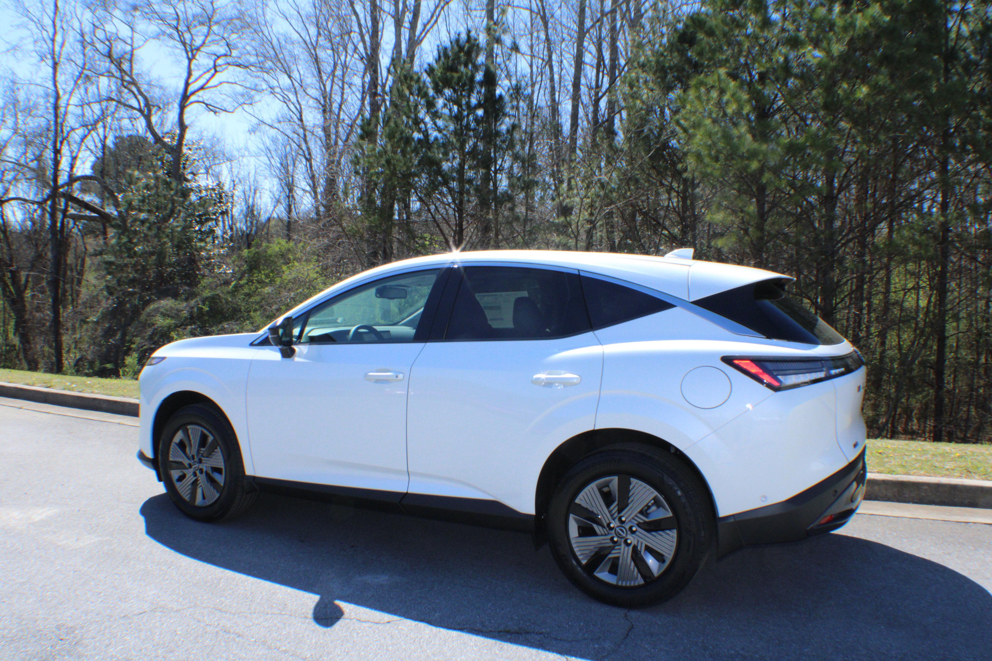 2025 Nissan Murano SL photo 3