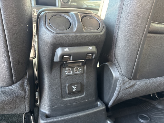 2022 Jeep Wrangler Unlimited Sahara Altitude photo 14