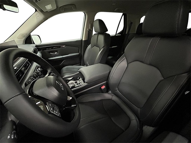 2026 Honda Passport photo 16