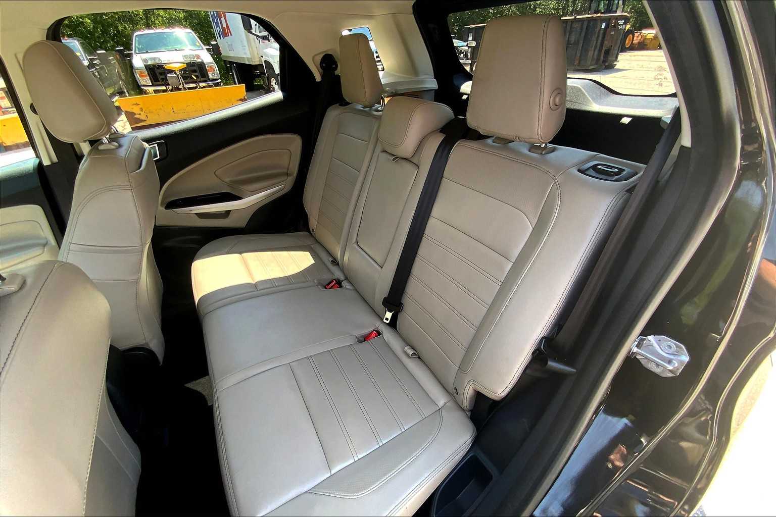 2019 Ford EcoSport Titanium photo 19