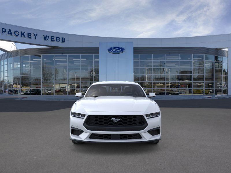 2025 Ford Mustang EcoBoost photo 4