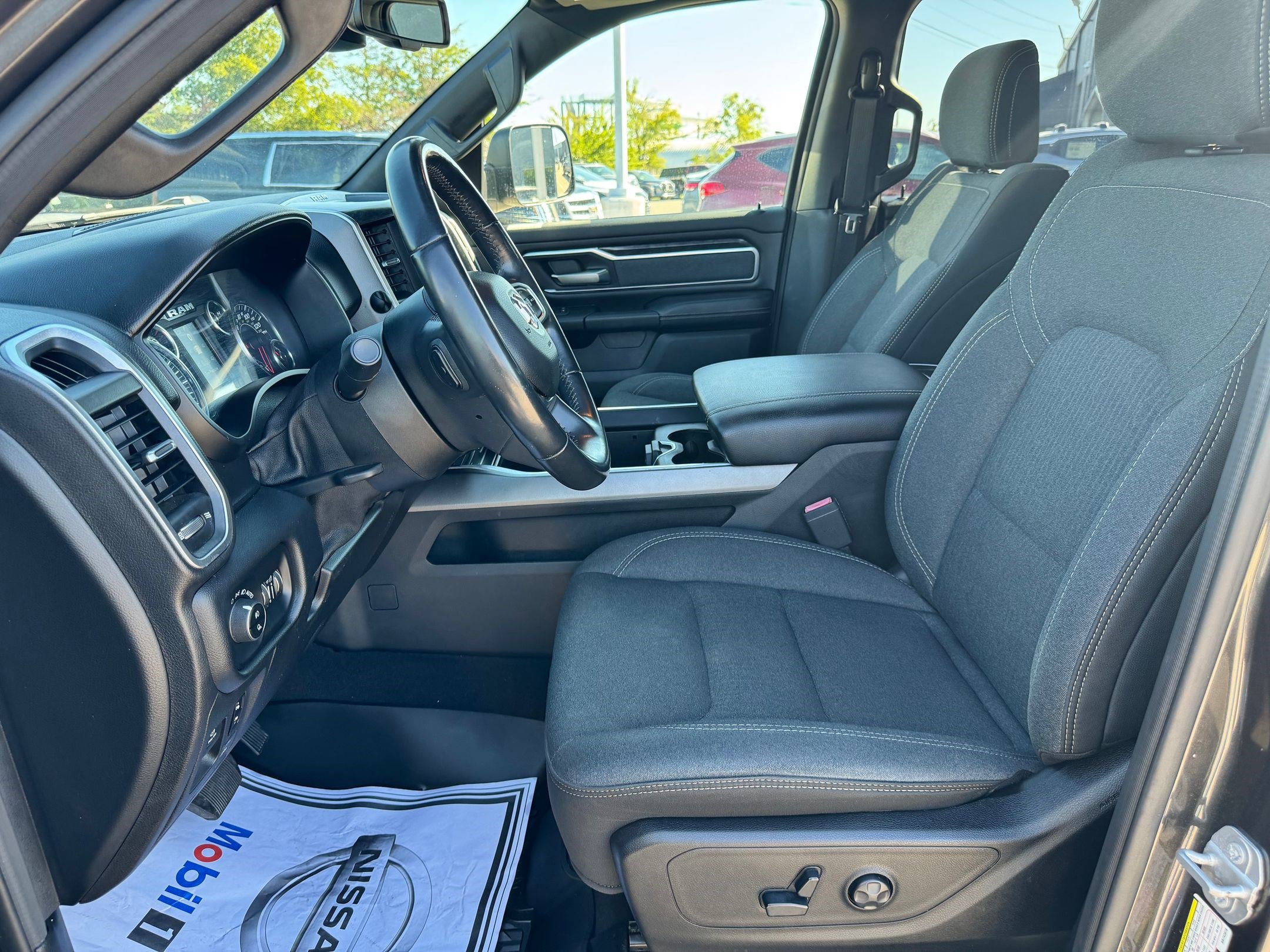 2019 Ram 1500 Big Horn Lone Star photo 3
