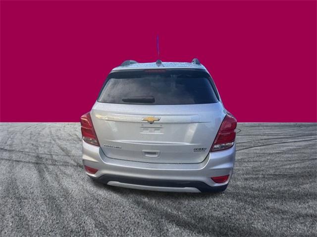 2021 Chevrolet Trax LT photo 4