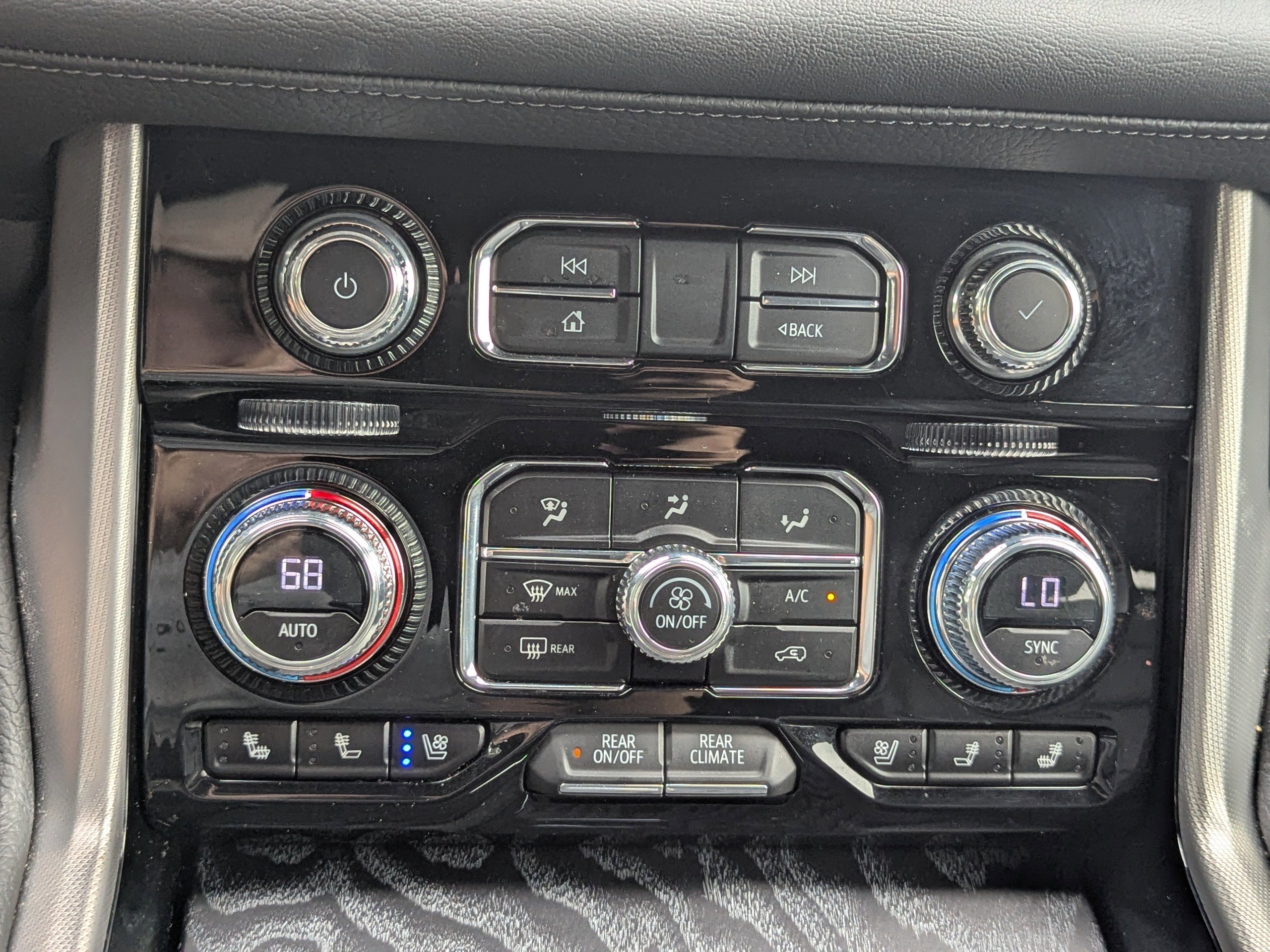 2023 Gmc Yukon Denali photo 29