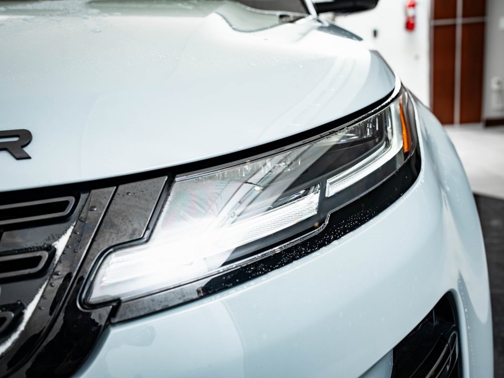 2024 Land Rover Range Rover Evoque Dynamic SE photo 14