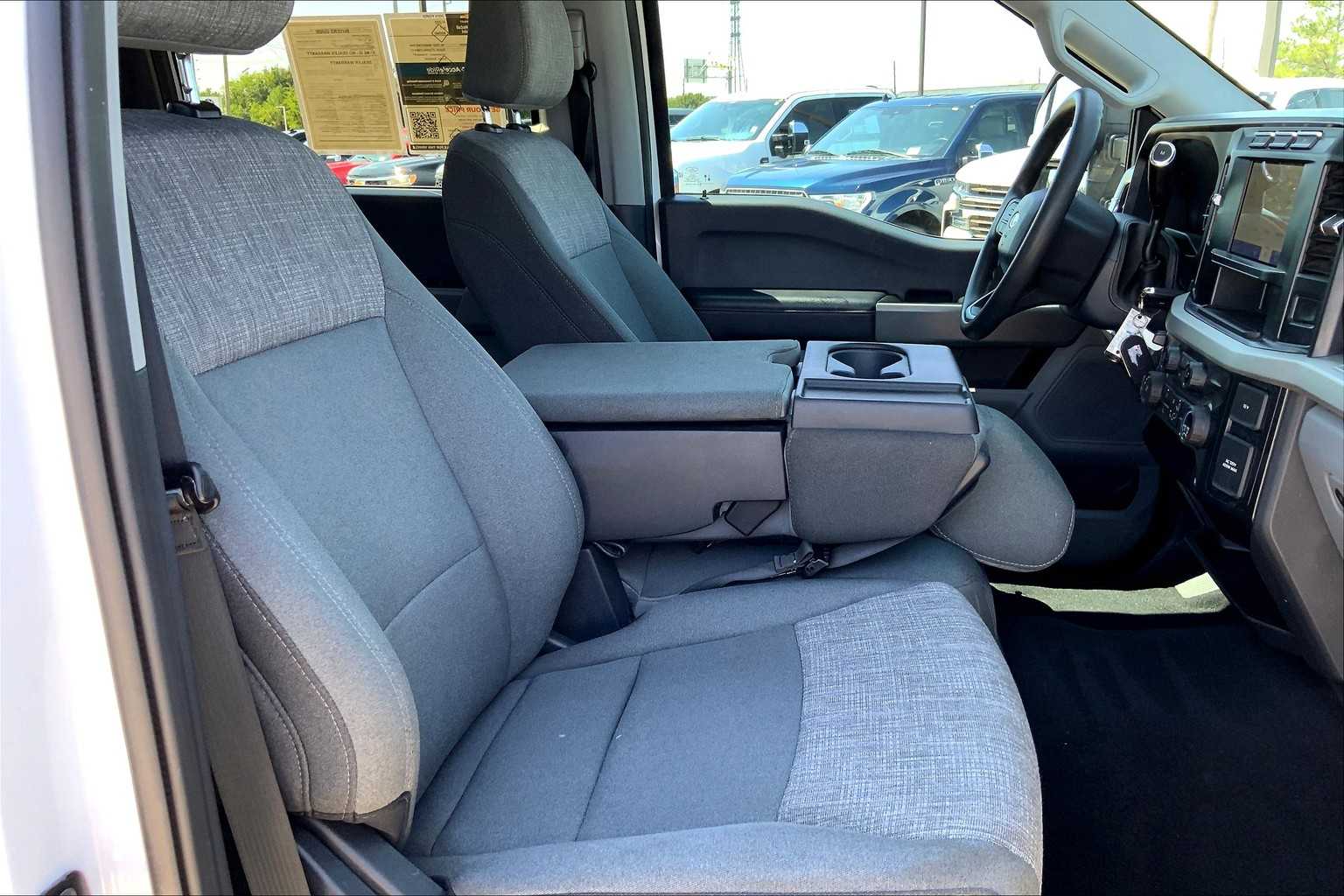 2024 Ford F-250 XLT photo 8