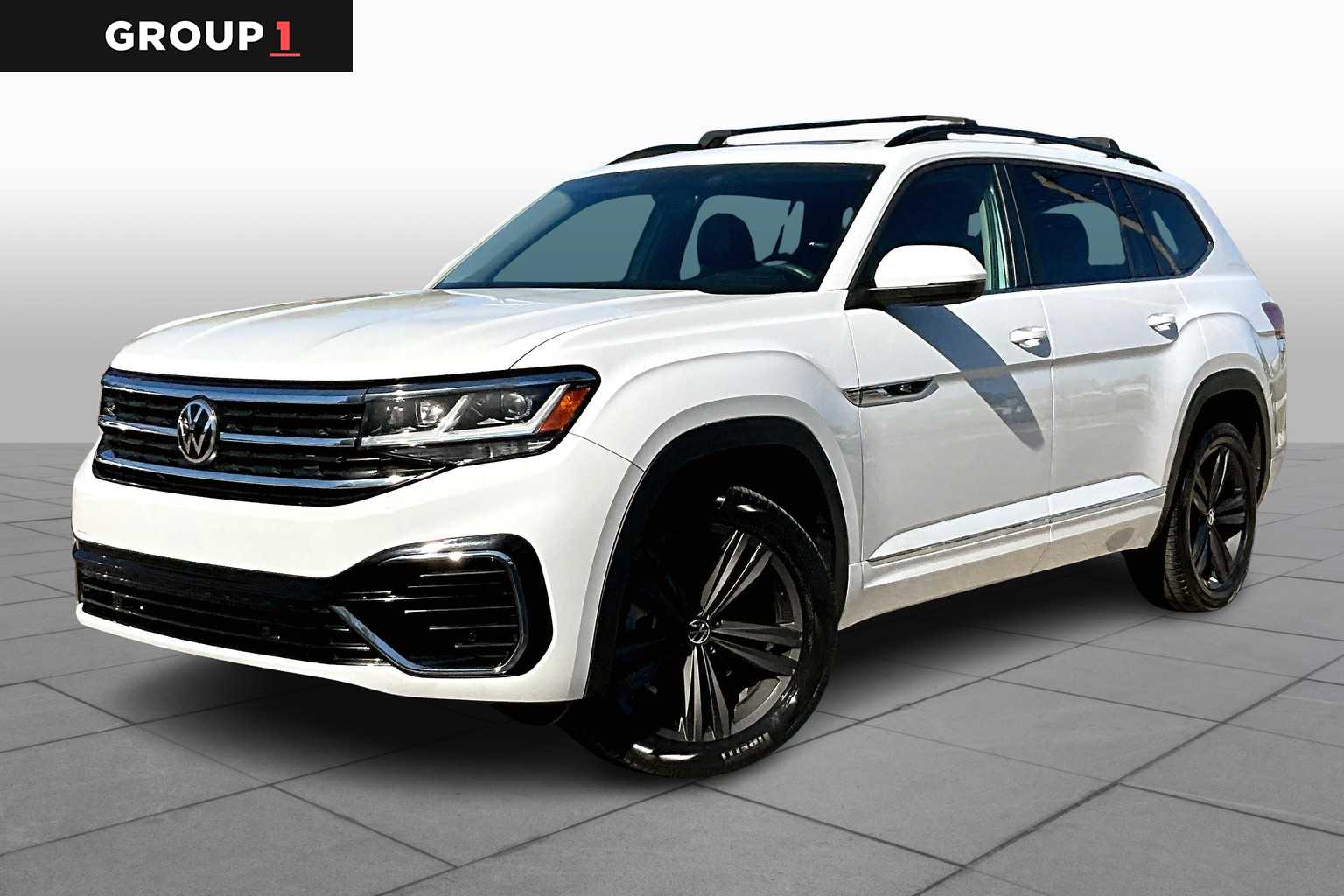2021 Volkswagen Atlas SE w/Tech R-Line's photo
