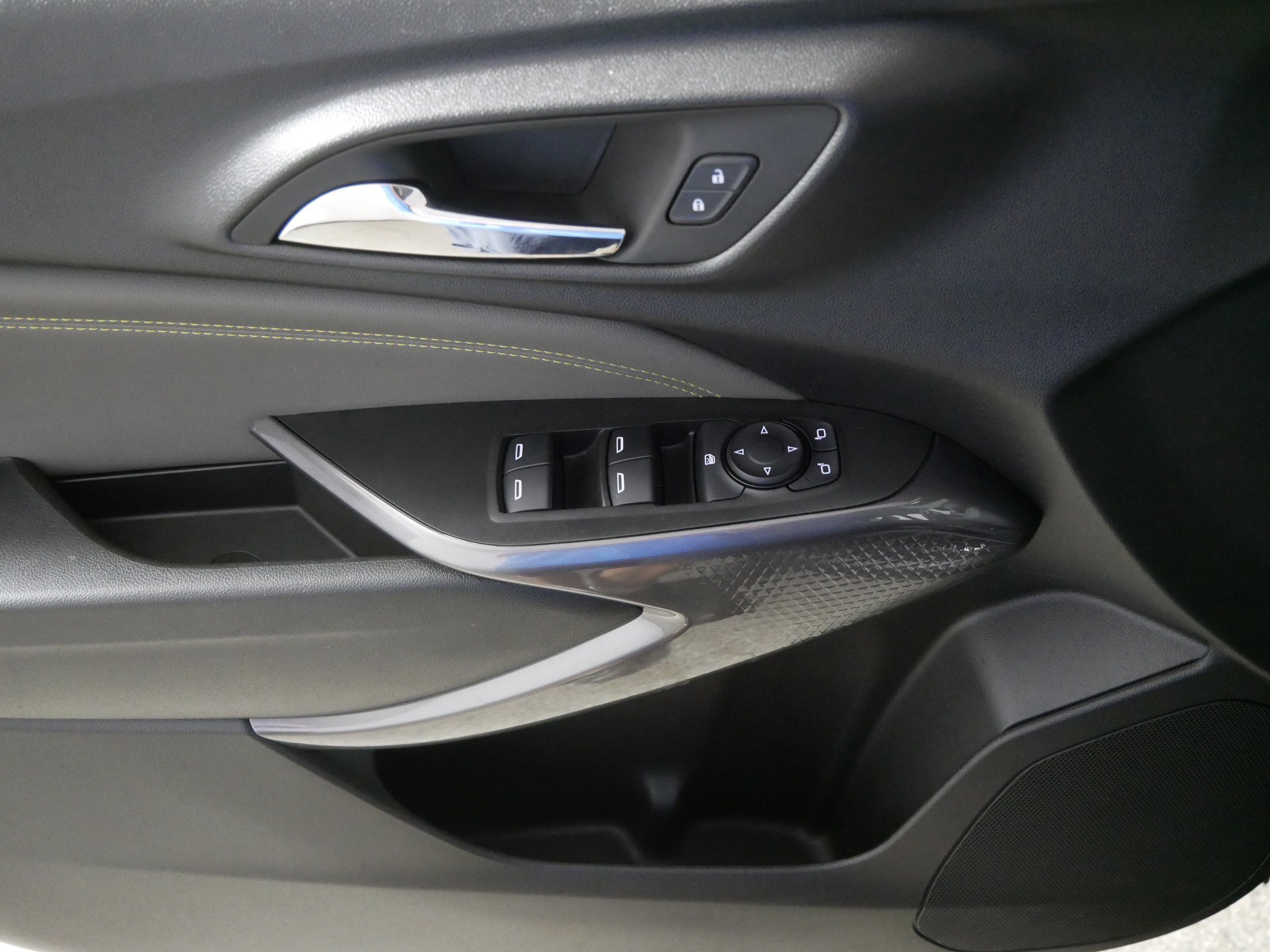 2024 Chevrolet Trax ACTIV photo 17