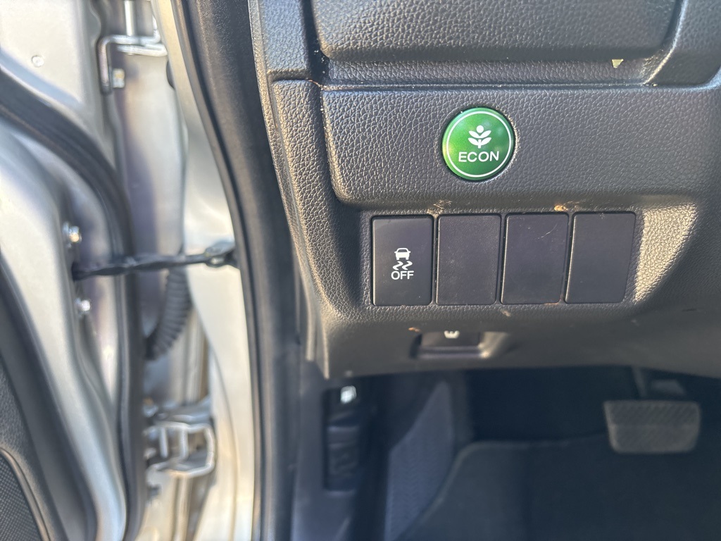 2015 Honda Fit EX photo 23