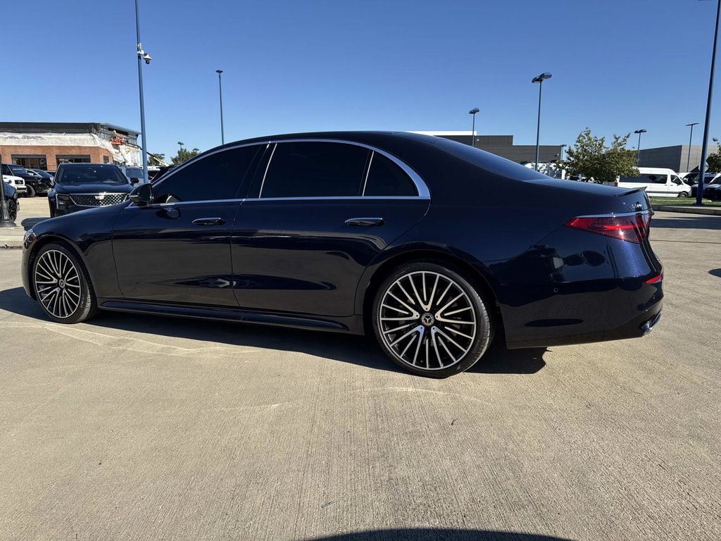 2022 Mercedes Benz S 500 4MATIC photo 3