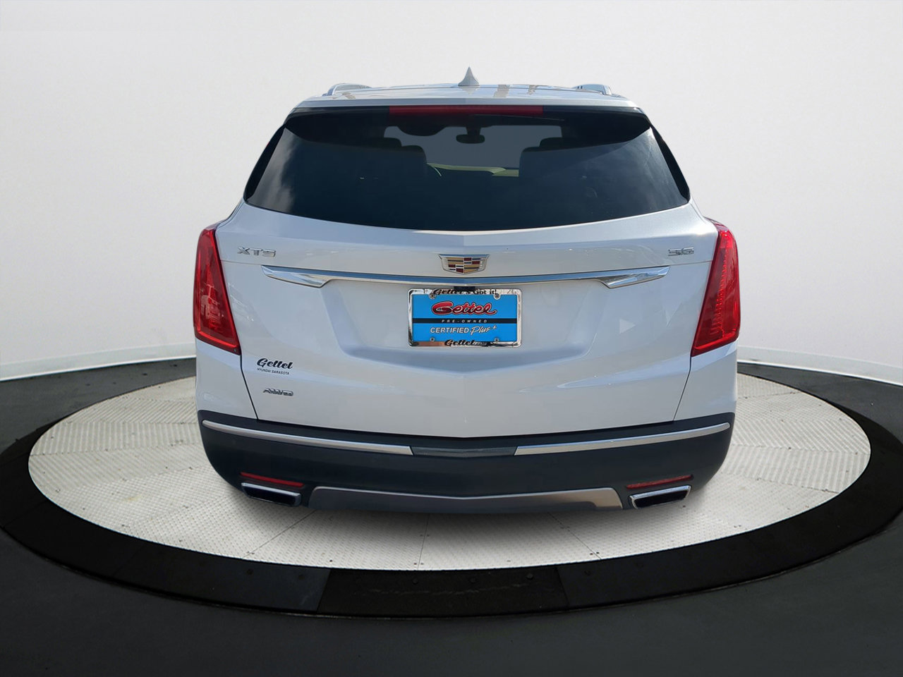 2018 Cadillac XT5 Platinum photo 3