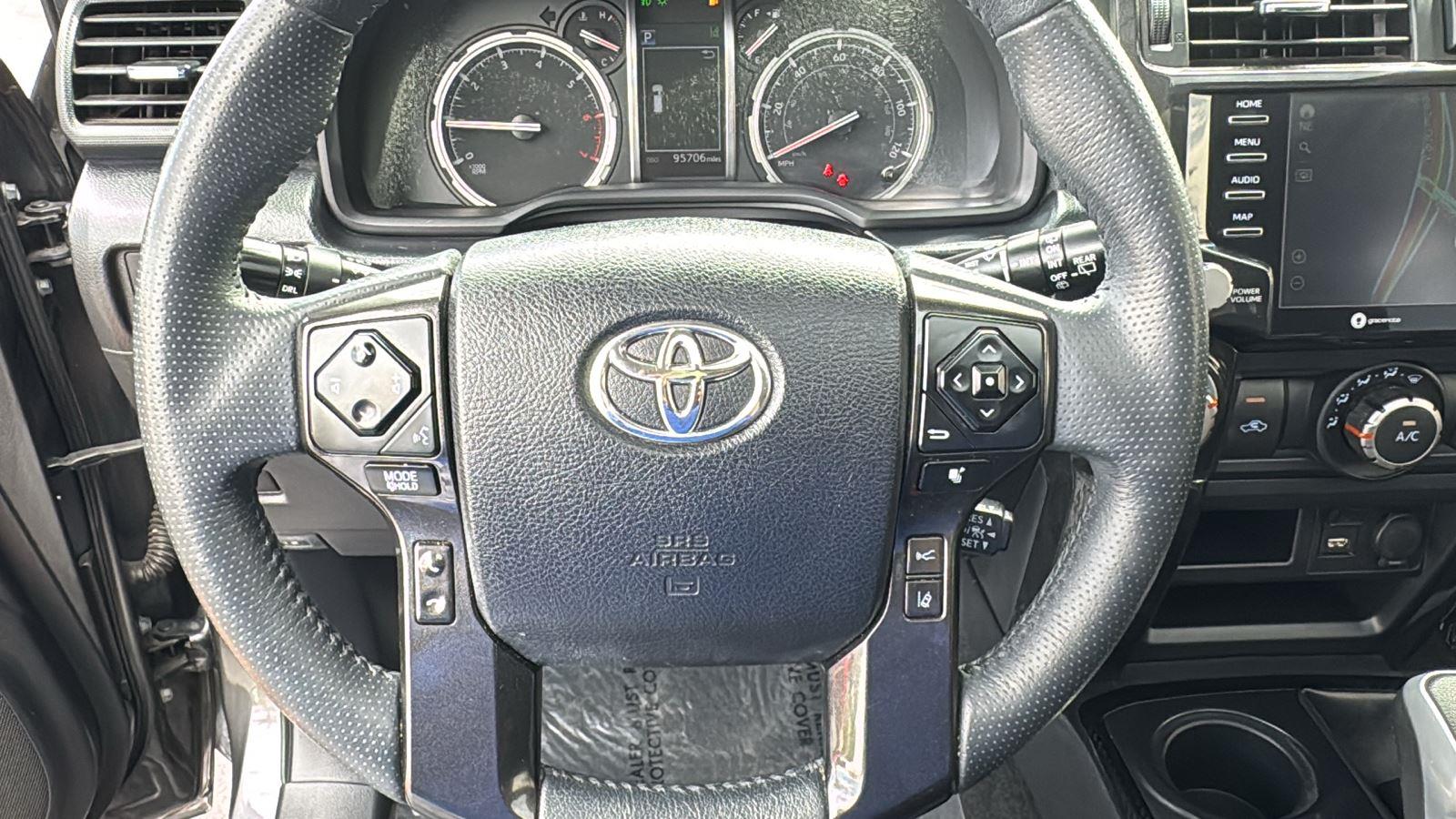 2020 Toyota 4Runner TRD photo 13