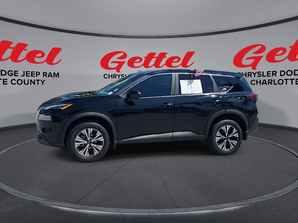 2023 Nissan Rogue SV photo 4