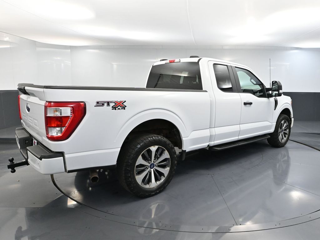 2022 Ford F-150 XL STX photo 2