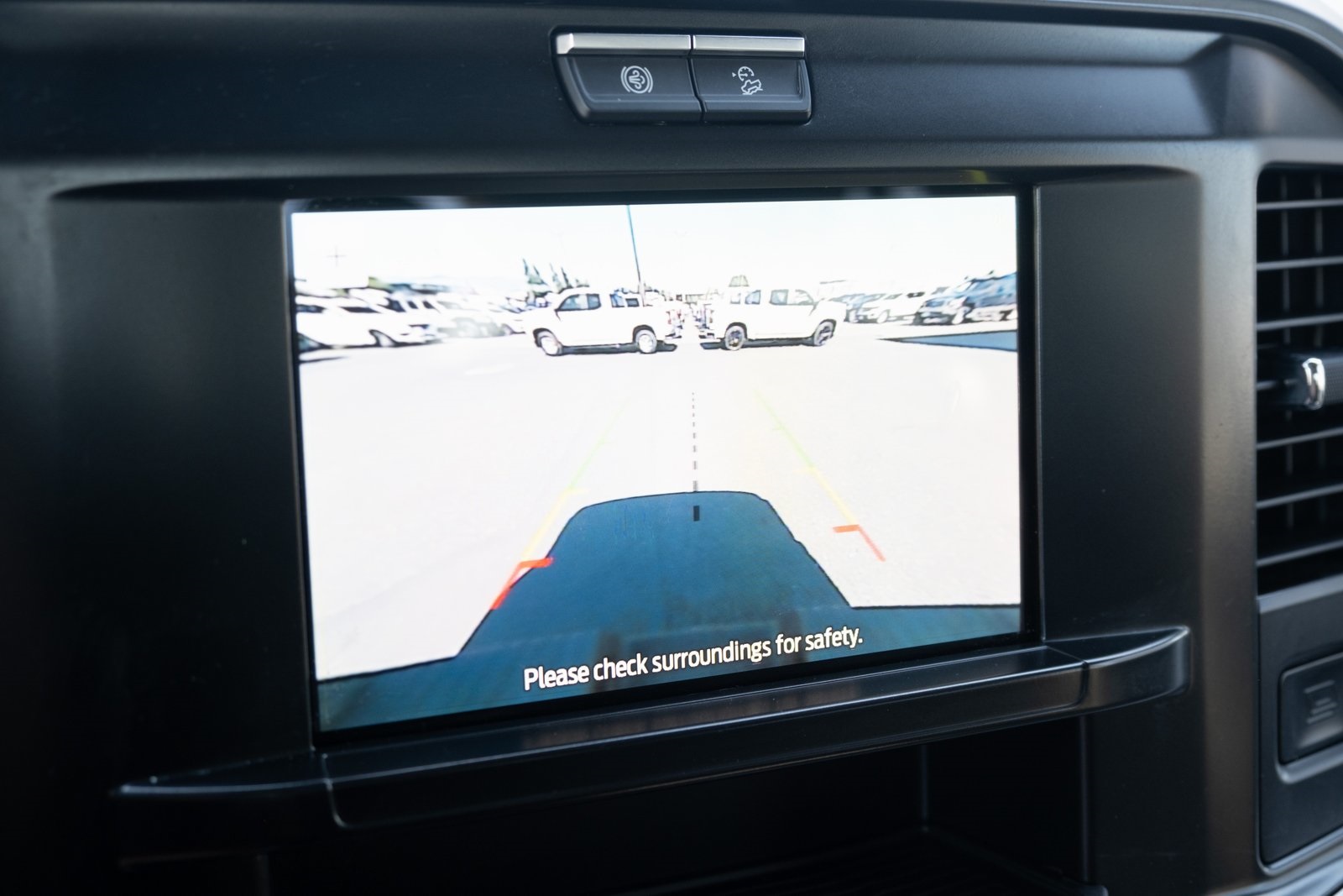 2025 Ford F-350 photo 4