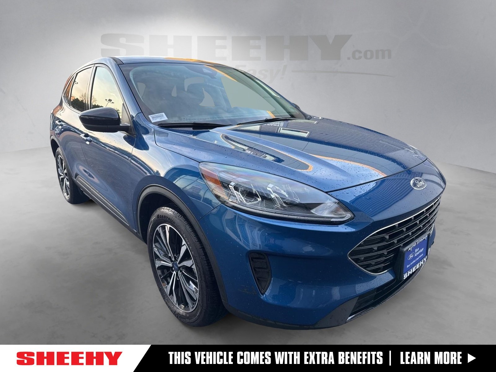 2022 Ford Escape SE's photo