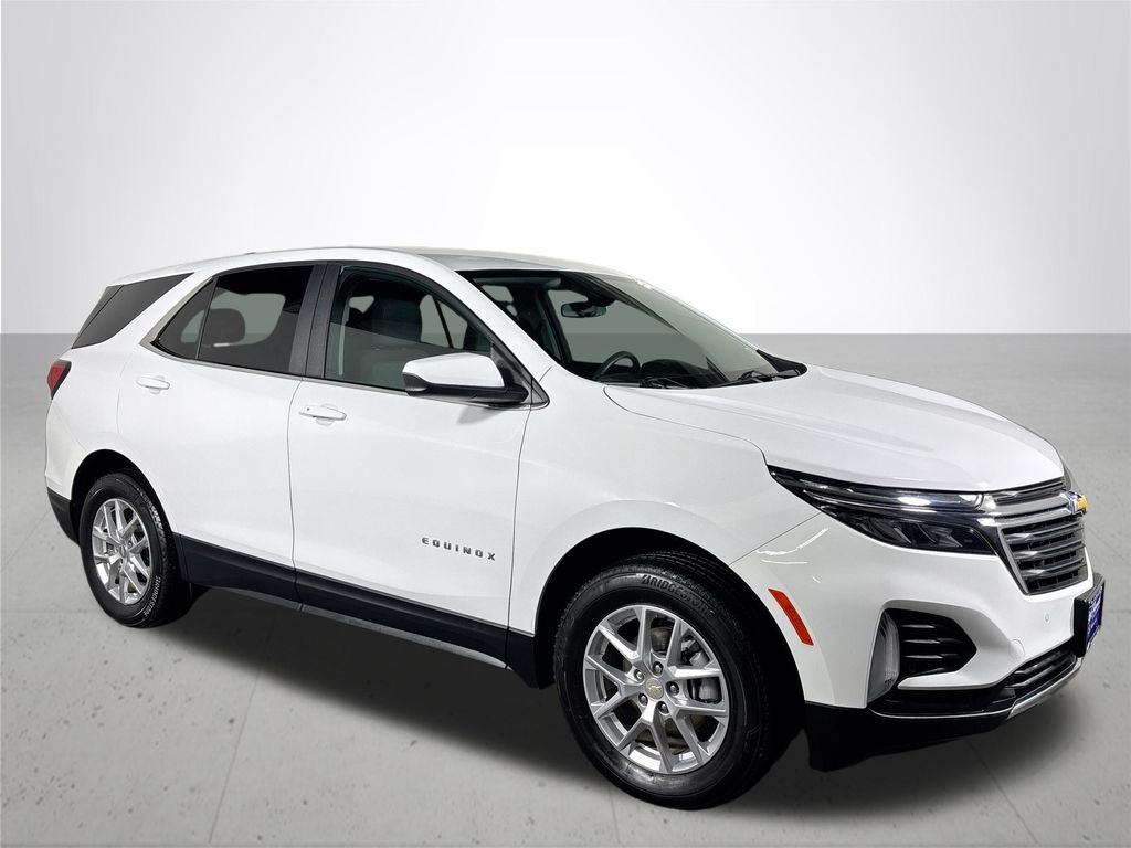 2023 Chevrolet Equinox LT photo 4