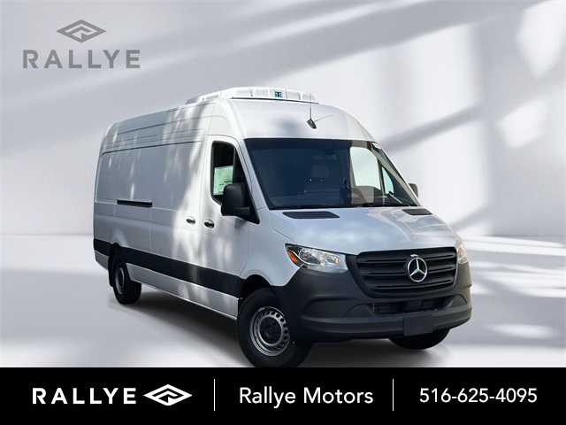 2025 Mercedes-Benz Sprinter Cargo Van Base's photo