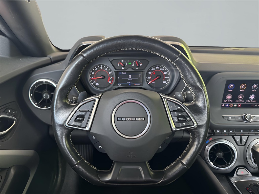 2023 Chevrolet Camaro 1LT photo 13