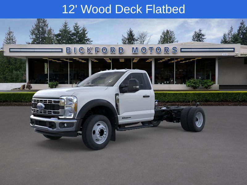 2025 Ford F-550 Super Duty Chassis Cab XL's photo