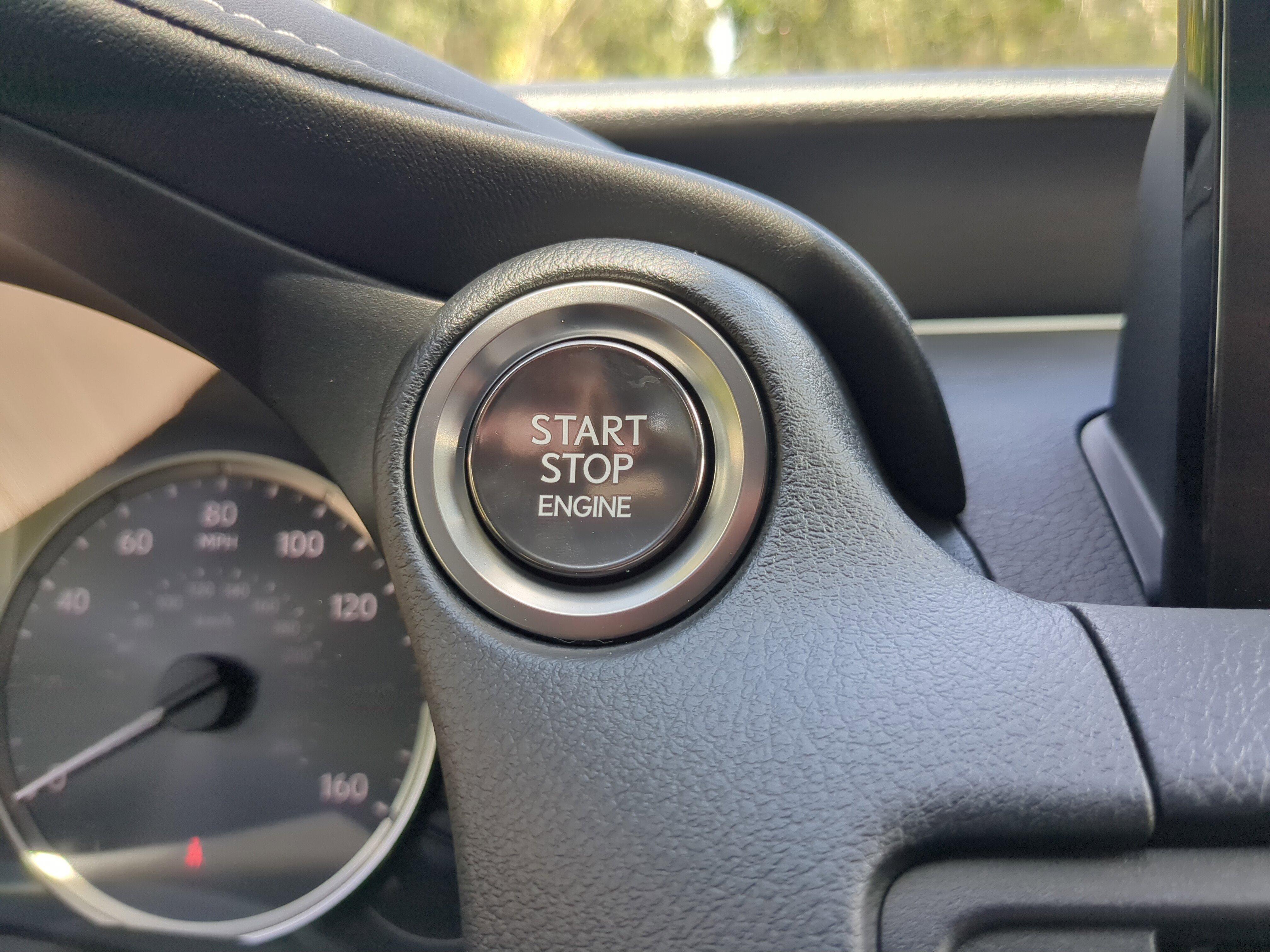 2025 Lexus IS 300 F SPORT photo 14